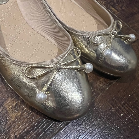TED BAKER Golden Ballerina Pumps - Picture 10 of 12